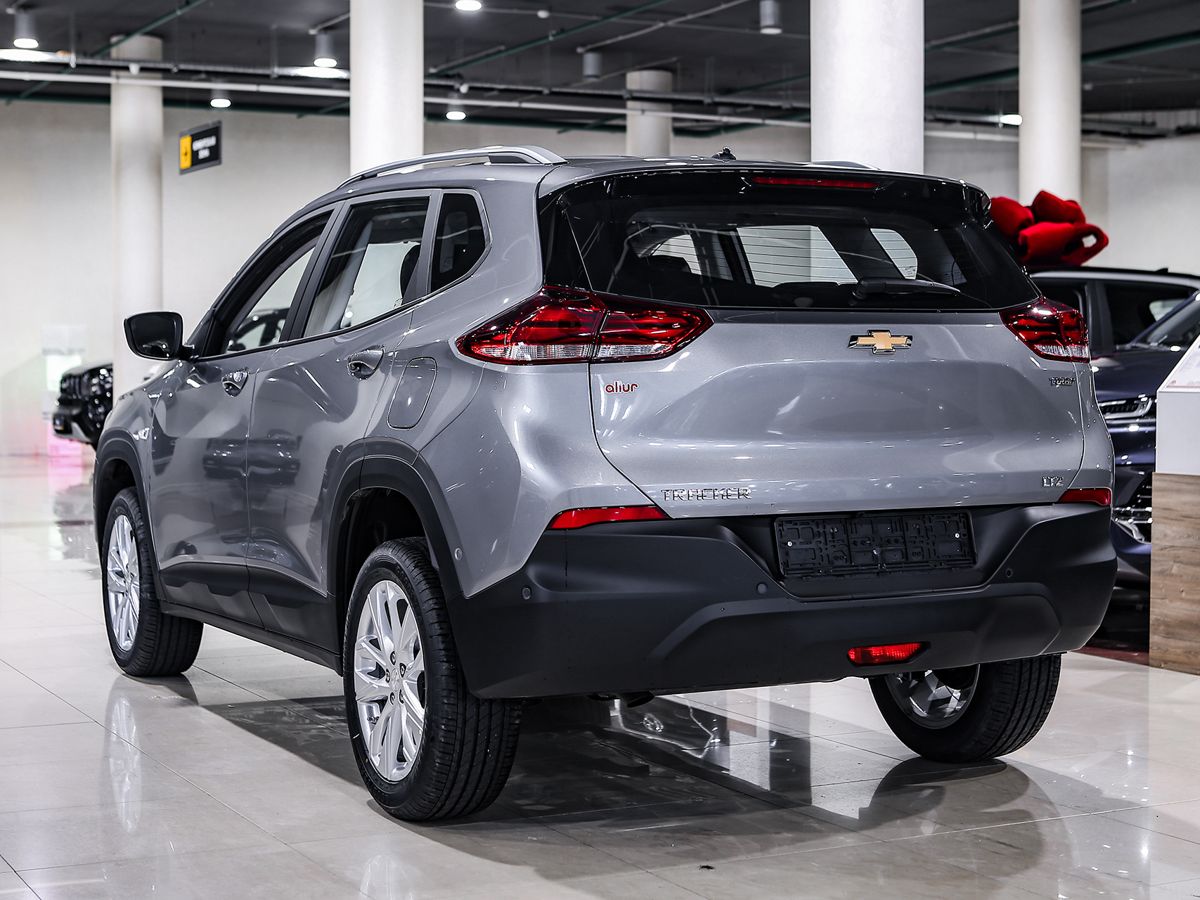 Купить Tracker с пробегом