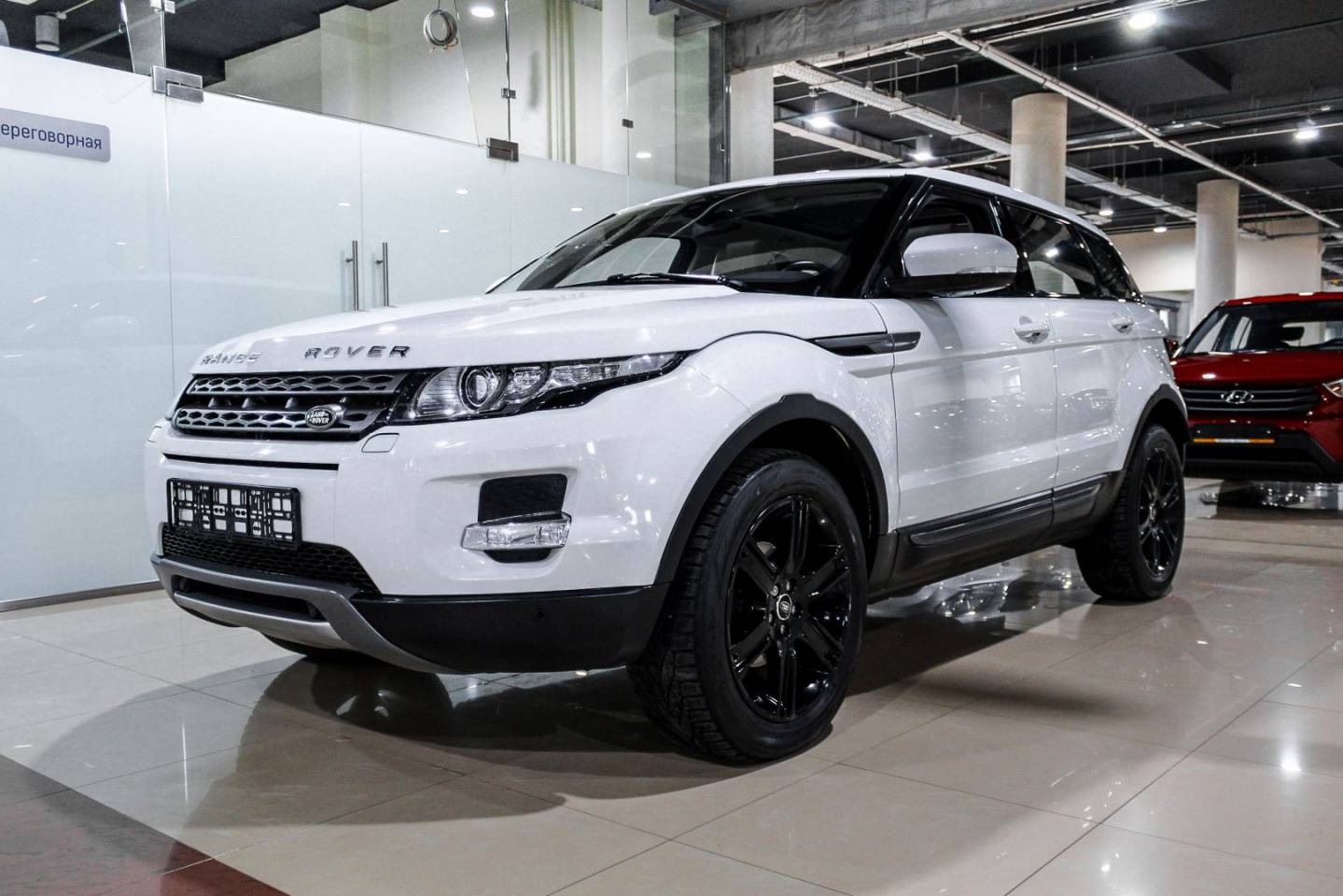 Купить Range Rover Evoque с пробегом