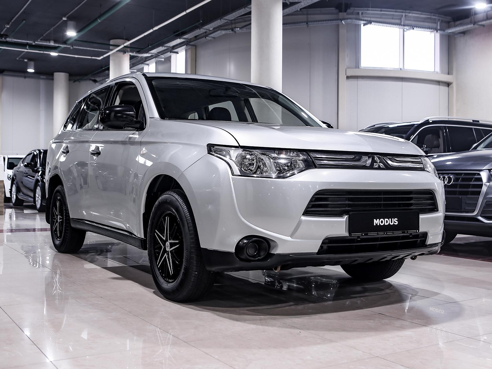 Купить Outlander с пробегом